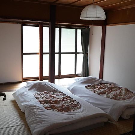 Апартаменты Way Shirakawago - Private, Free Parking And Newly Opened 2022 Way Shirakawago Экстерьер фото