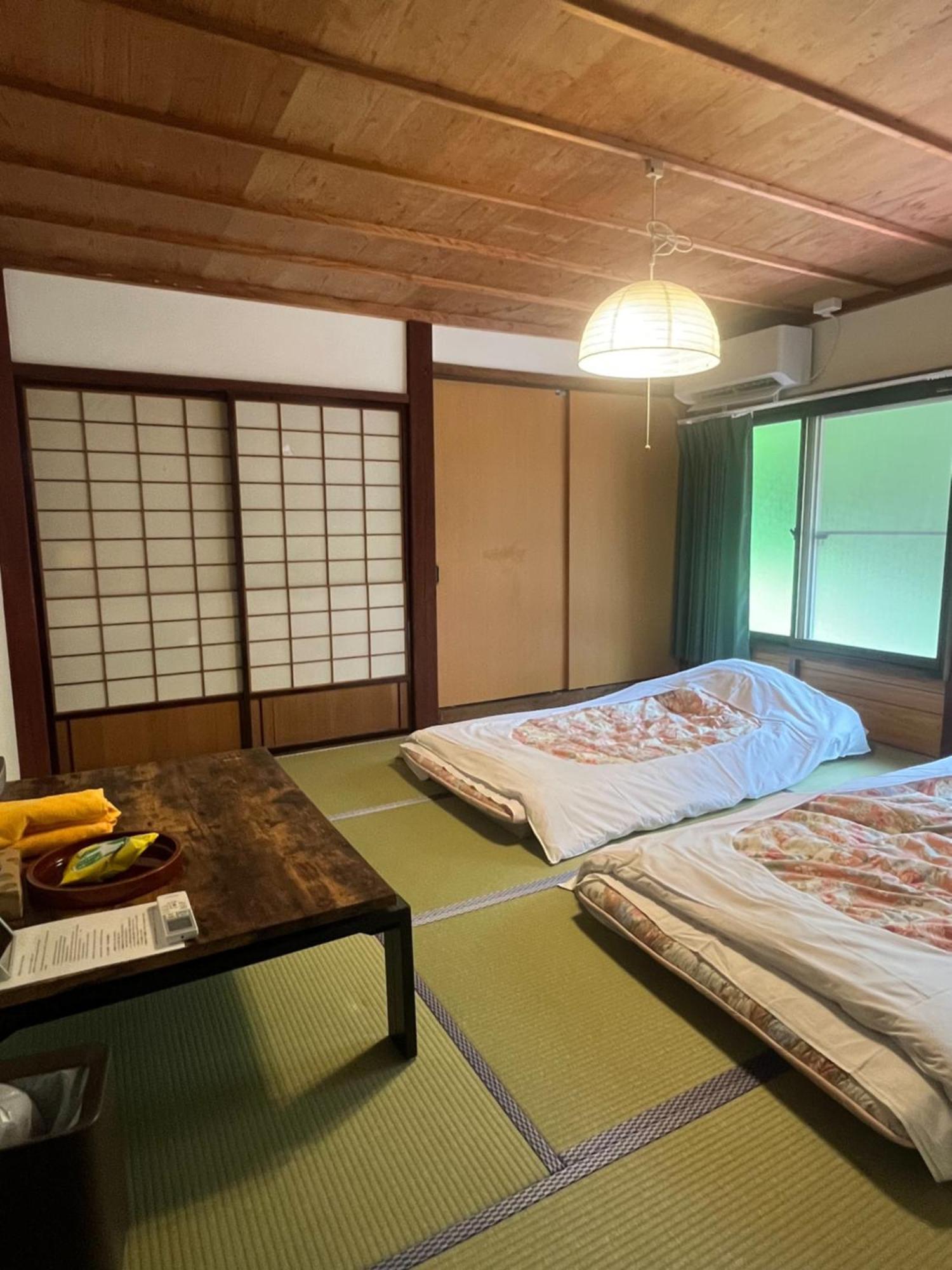 Апартаменты Way Shirakawago - Private, Free Parking And Newly Opened 2022 Way Shirakawago Экстерьер фото