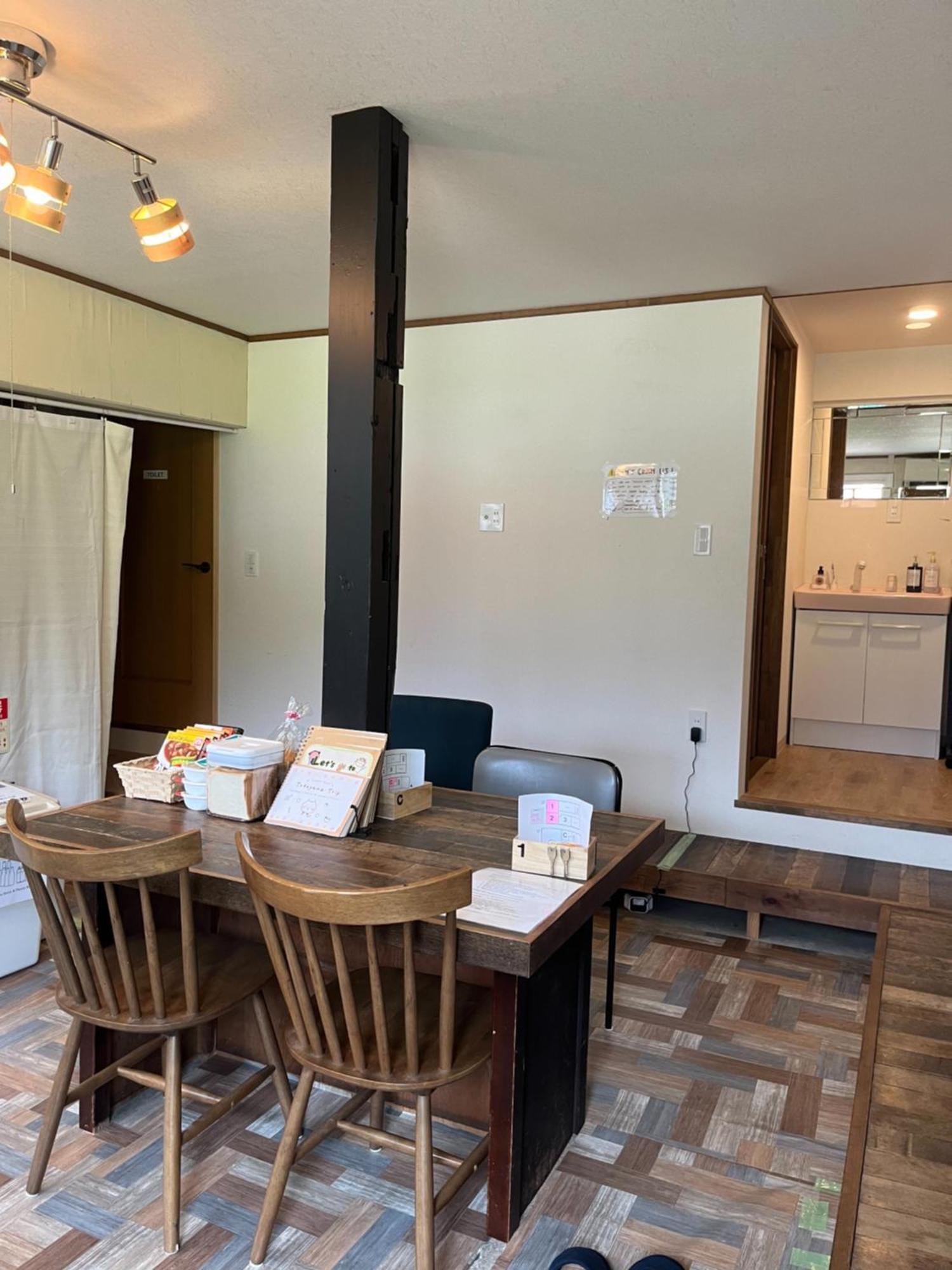 Апартаменты Way Shirakawago - Private, Free Parking And Newly Opened 2022 Way Shirakawago Экстерьер фото